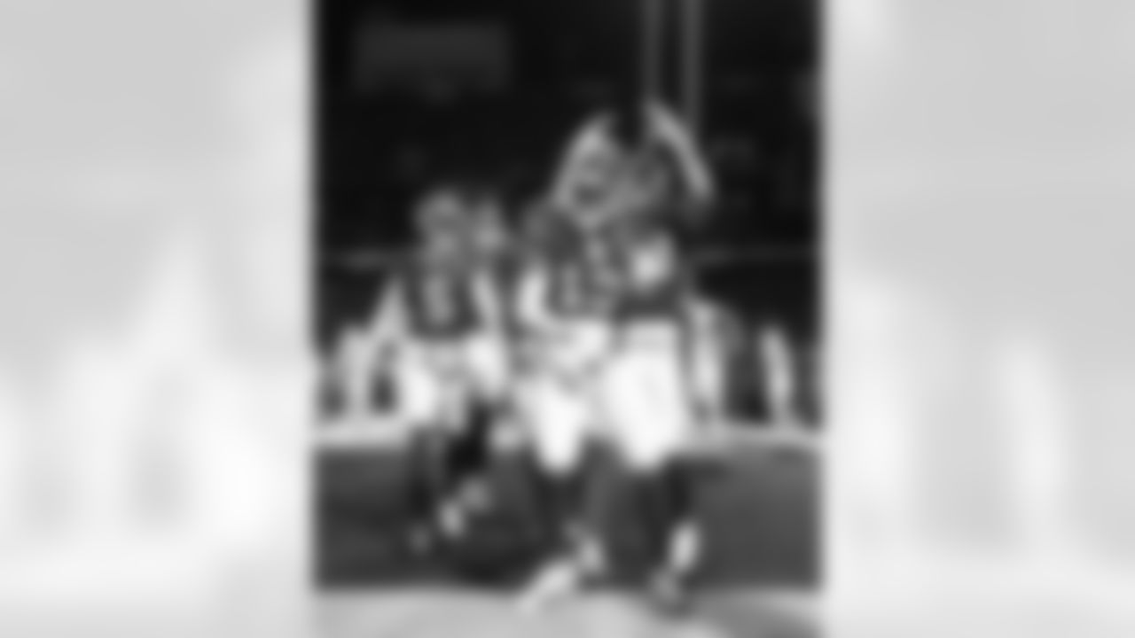 Buffalo Bills vs New York Jets, Regular Season, January 04, 2026 at Highmark Stadium.