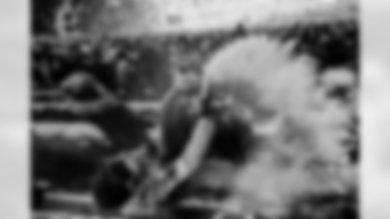 Buffalo Bills vs New York Jets, Regular Season, January 04, 2026 at Highmark Stadium.