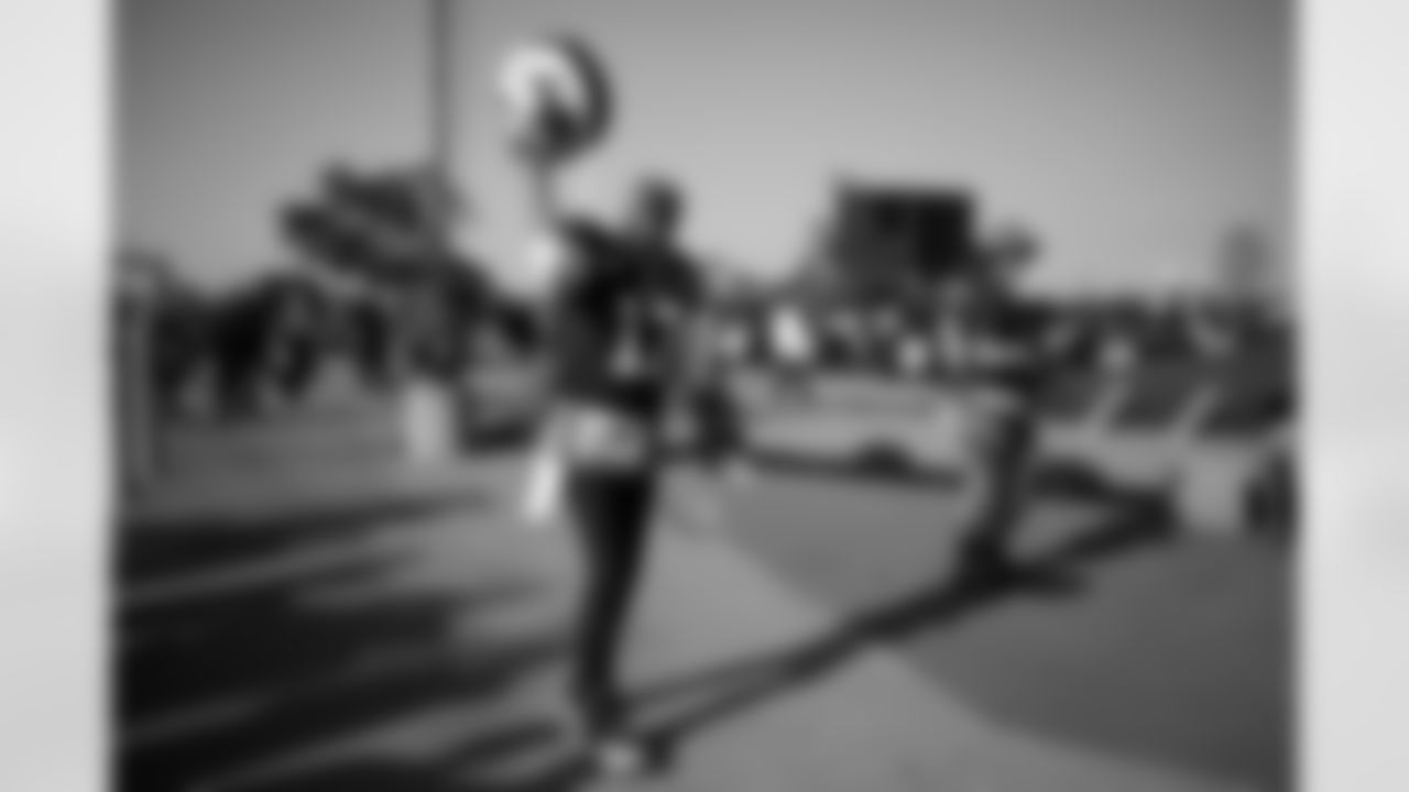 Buffalo Bills vs Miami Dolphins, Regular Season, September 18, 2025 at Highmark Stadium.