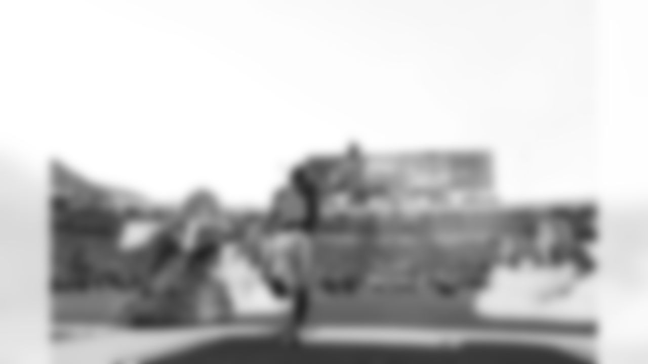 Buffalo Bills vs Kansas City Chiefs, Regular Season, November 02, 2025 at Highmark Stadium.