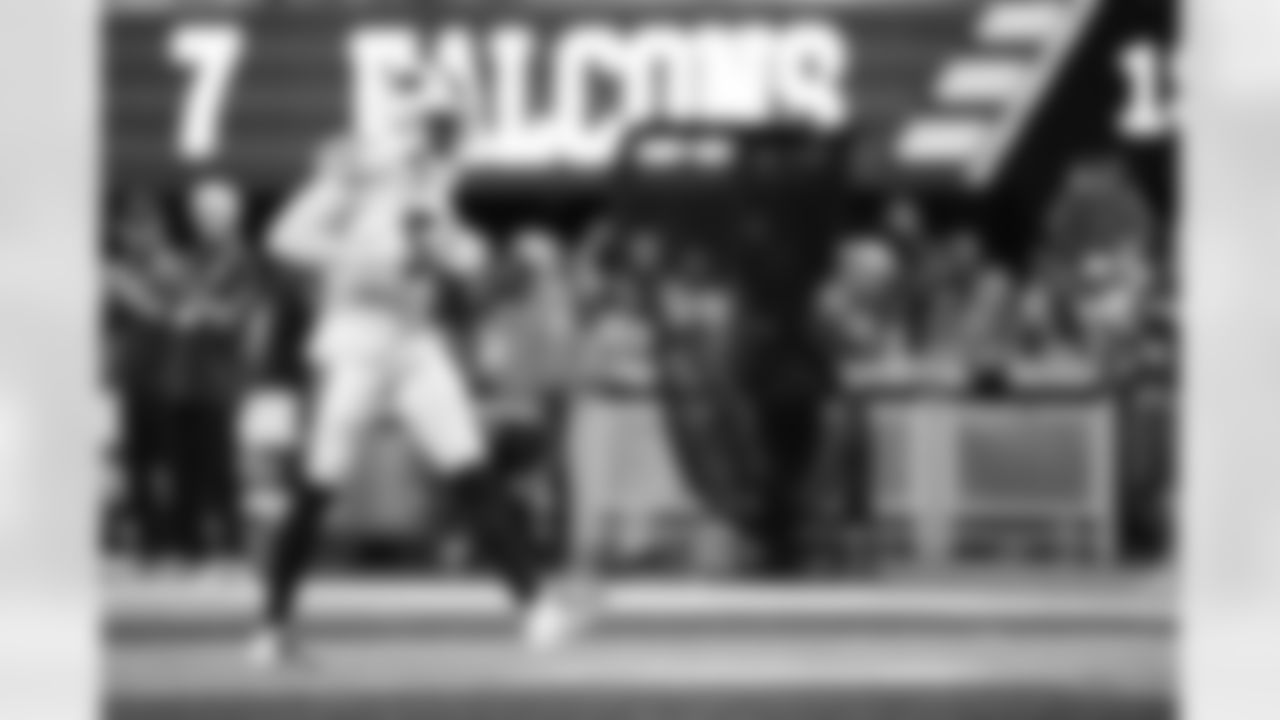 Atlanta Falcons vs Buffalo Bills, Regular Season, October 13, 2025 at Mercedes-Benz Stadium.