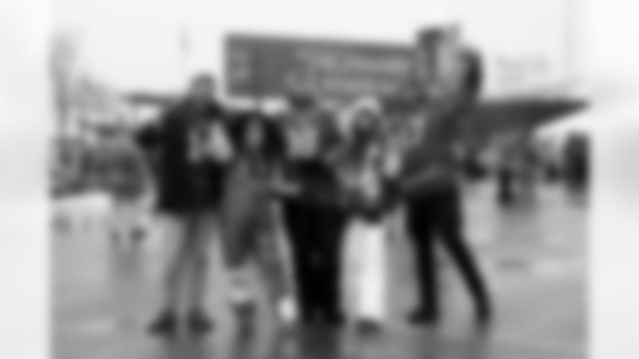 Buffalo Bills vs Philadelphia Eagles, Regular Season, December 28, 2025 at Highmark Stadium.