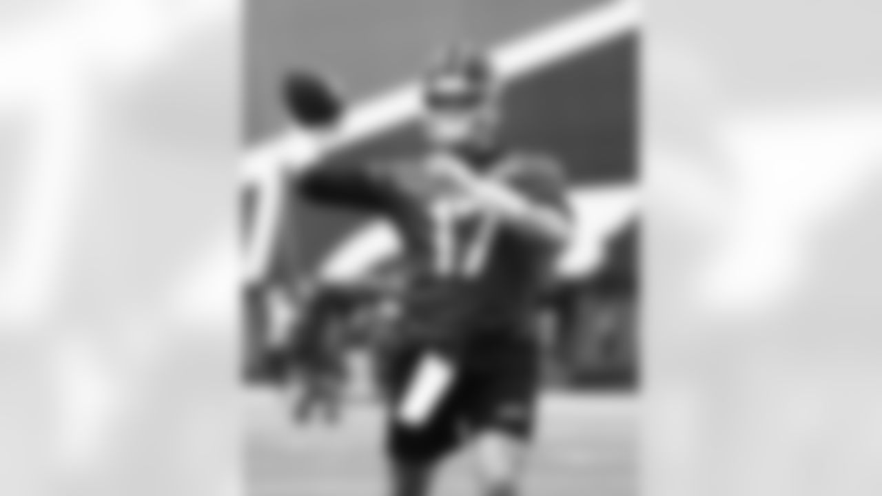 Josh Allen (17). Buffalo Bills Week 18 Practice, January 02, 2026 at Highmark Stadium.