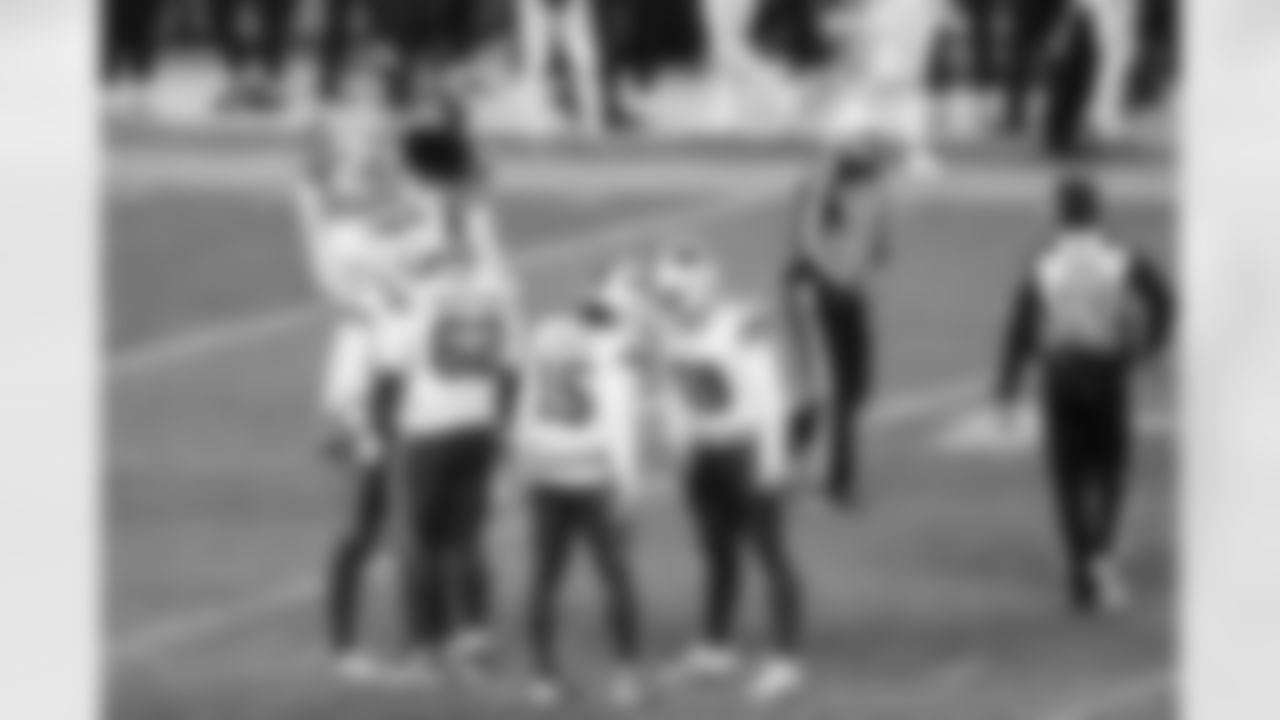 Buffalo Bills vs Denver Broncos, Divisional Game, January 17, 2026 at Empower Field at Mile High.