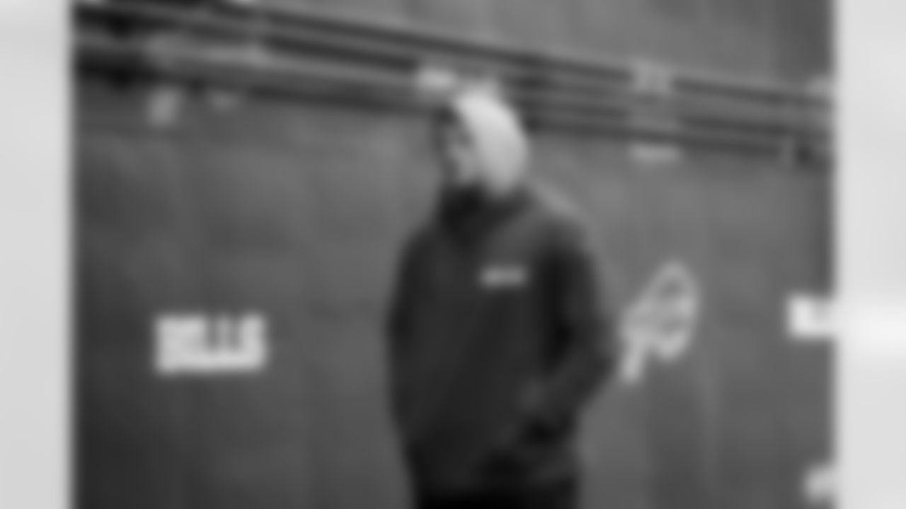 Buffalo Bills vs Philadelphia Eagles, Regular Season, December 28, 2025 at Highmark Stadium.