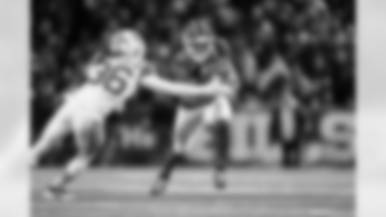 Buffalo Bills vs New York Jets, Regular Season, January 04, 2026 at Highmark Stadium.