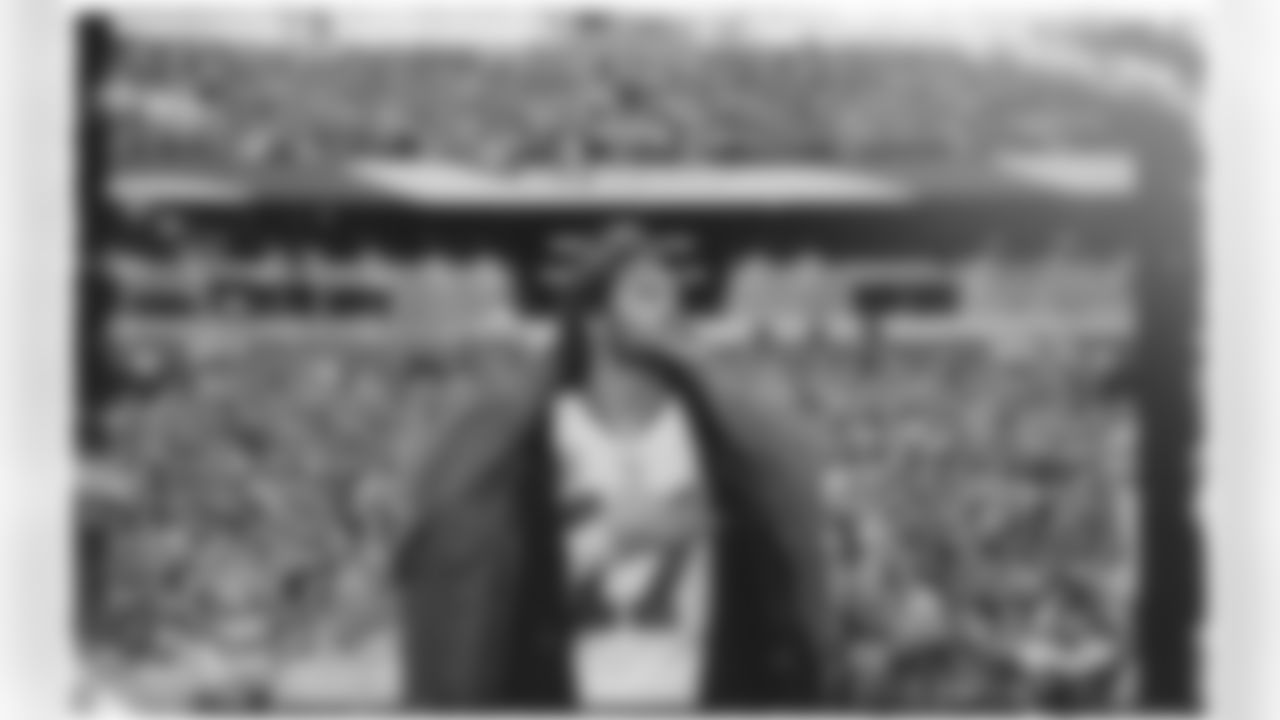 Buffalo Bills vs Tampa Bay Buccaneers, Regular Season, November 18, 2025 at Highmark Stadium.