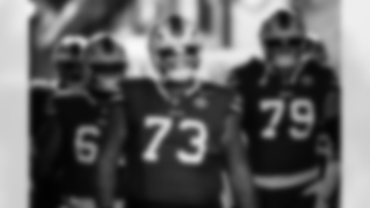 Dion Dawkins (73). Buffalo Bills vs Baltimore Ravens, Regular Season, September 07, 2025 at Highmark Stadium.