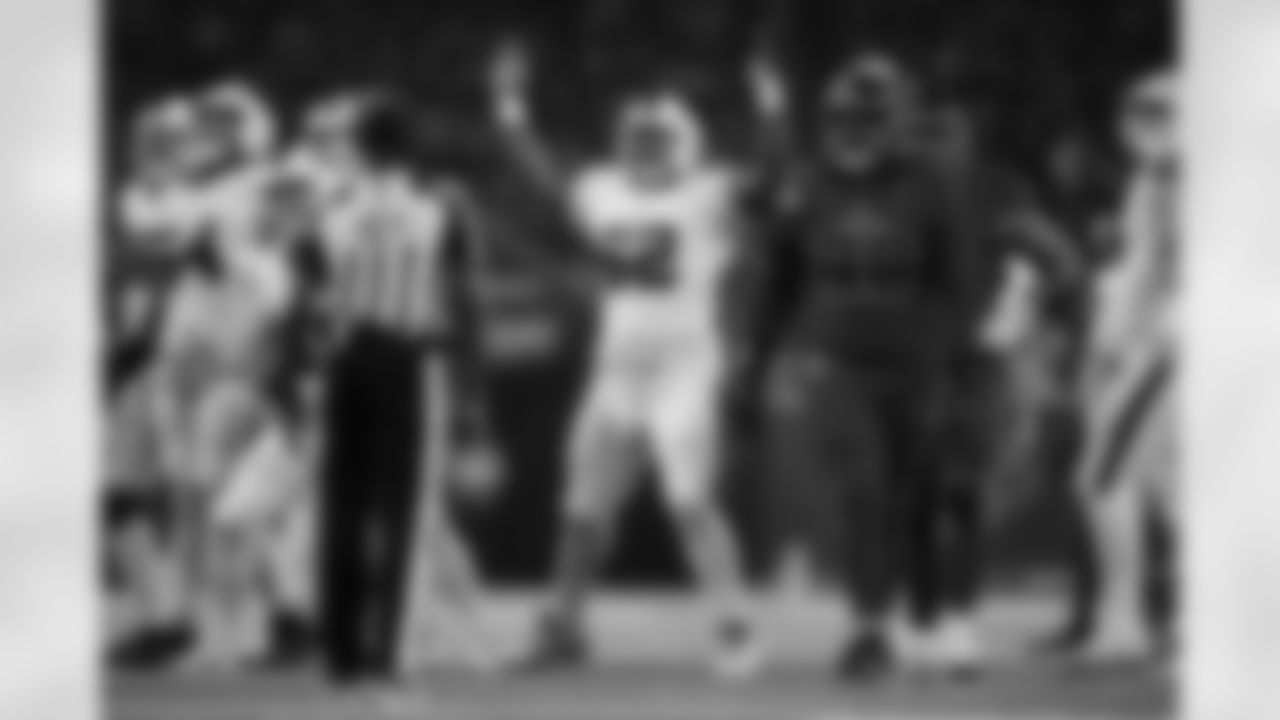 Houston Texans vs Buffalo Bills, Regular Season, November 20, 2025 at NRG Stadium.