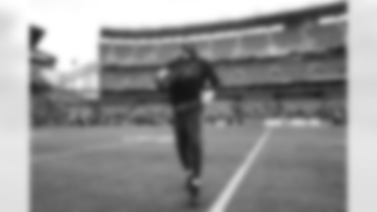 Cleveland Browns vs Buffalo Bills, Regular Season, December 21, 2025 at Huntington Bank Field.