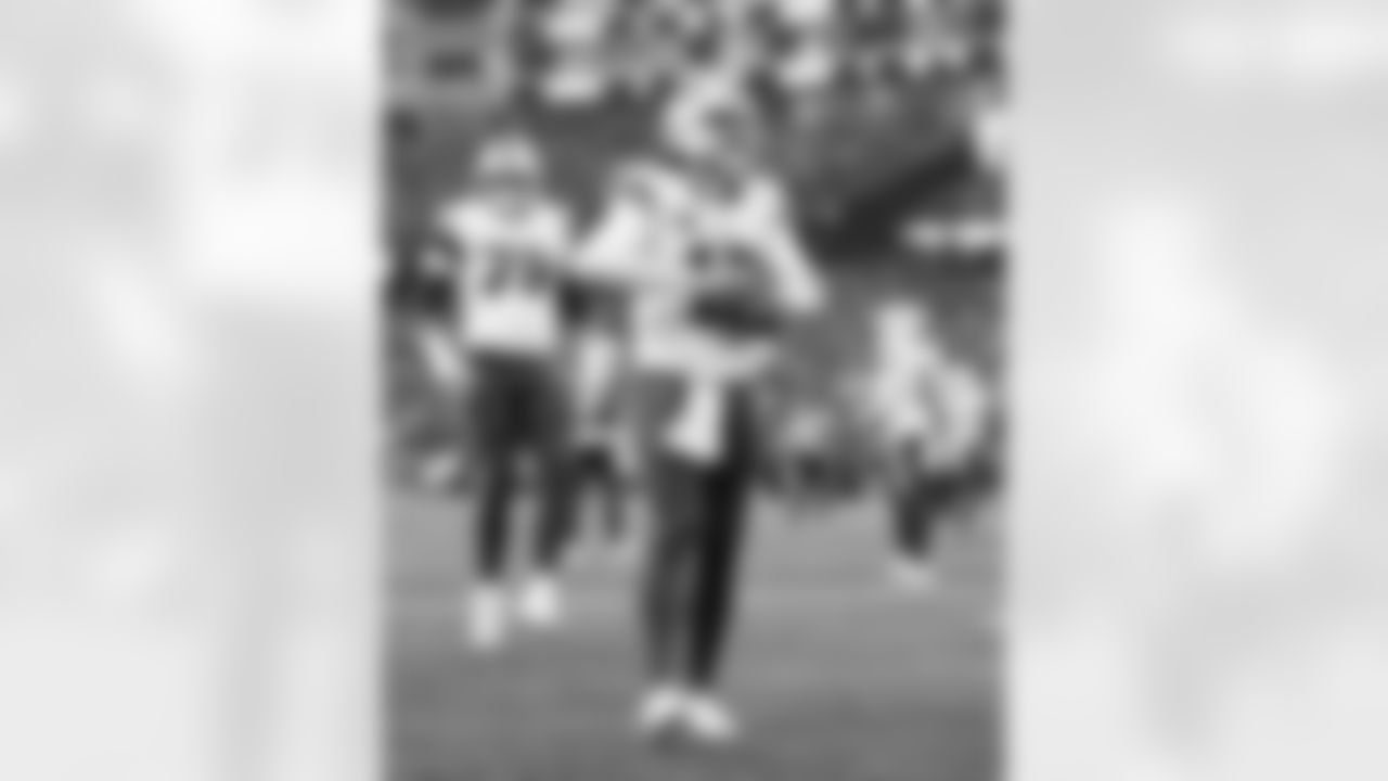 New England Patriots vs Buffalo Bills, Regular Season, December 14, 2025 at Gillette Stadium.