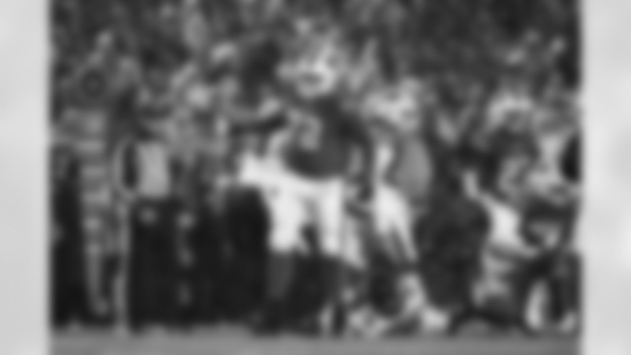 Buffalo Bills vs Philadelphia Eagles, Regular Season, December 28, 2025 at Highmark Stadium.