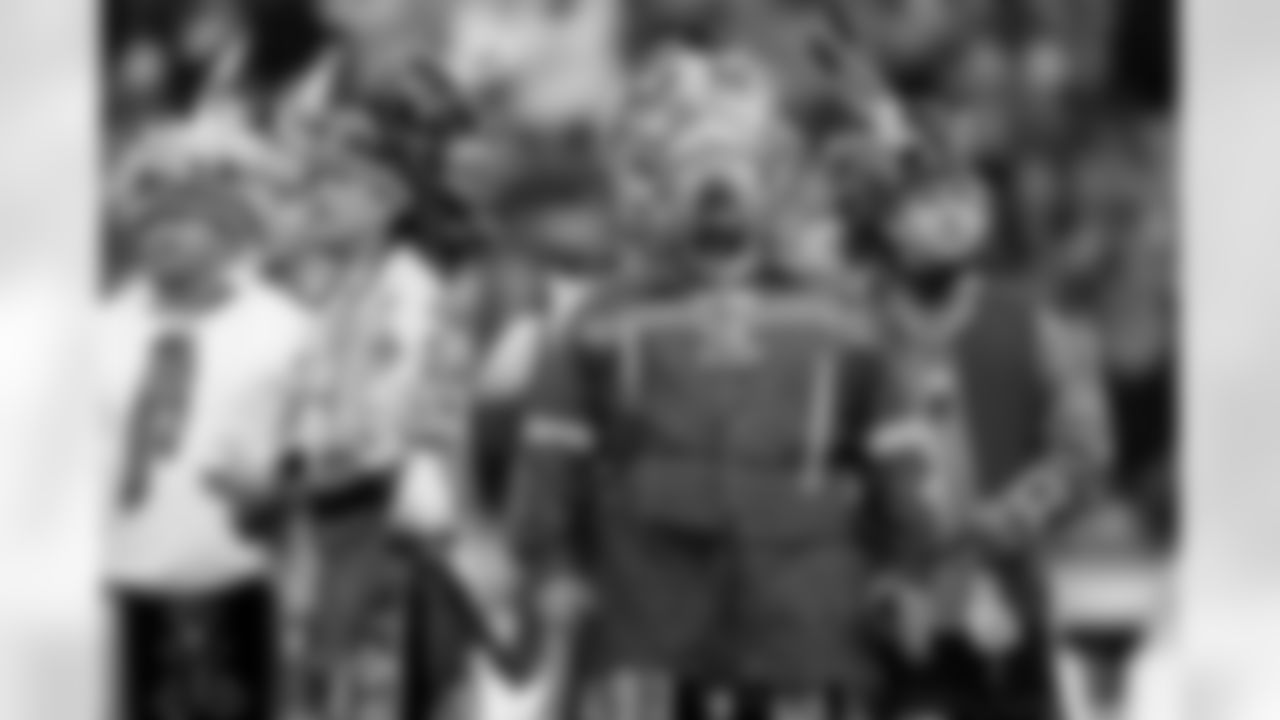 Buffalo Bills vs Tampa Bay Buccaneers, Regular Season, November 16, 2025 at Highmark Stadium.