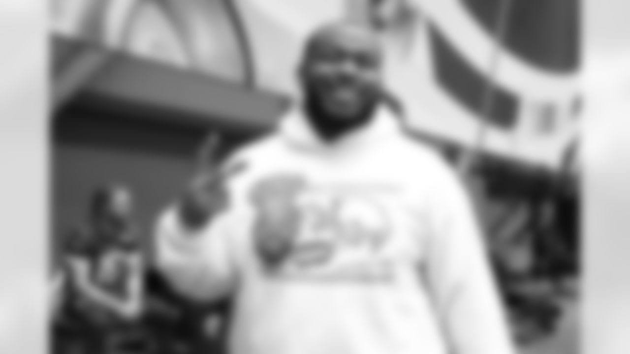 DeWayne Carter. Buffalo Bills Wild Card Week Friday Practice, January 09, 2026 at Buffalo Bills Training Center.