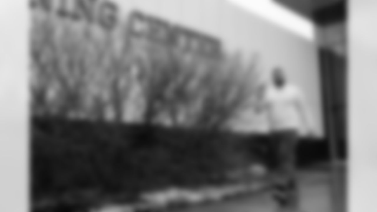 Buffalo Bills vs Philadelphia Eagles, Regular Season, December 28, 2025 at Highmark Stadium.