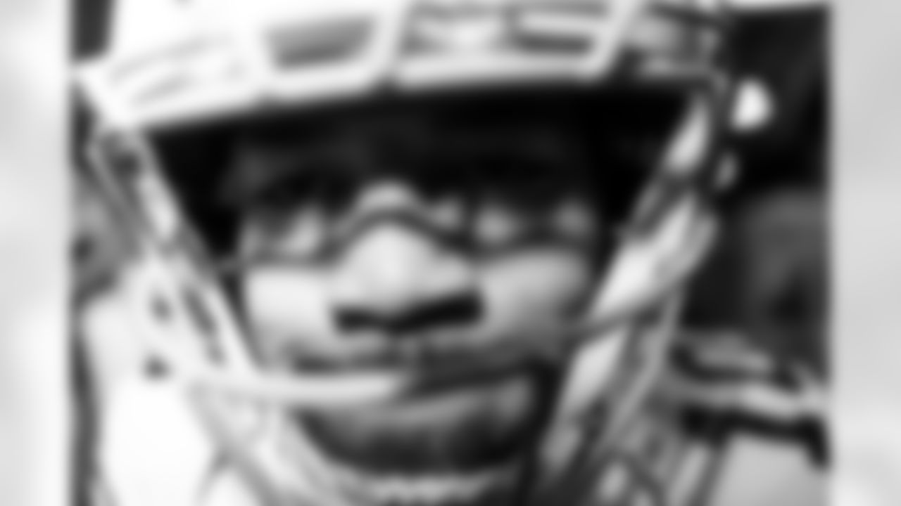 Buffalo Bills vs Tampa Bay Buccaneers, Regular Season, November 16, 2025 at Highmark Stadium.