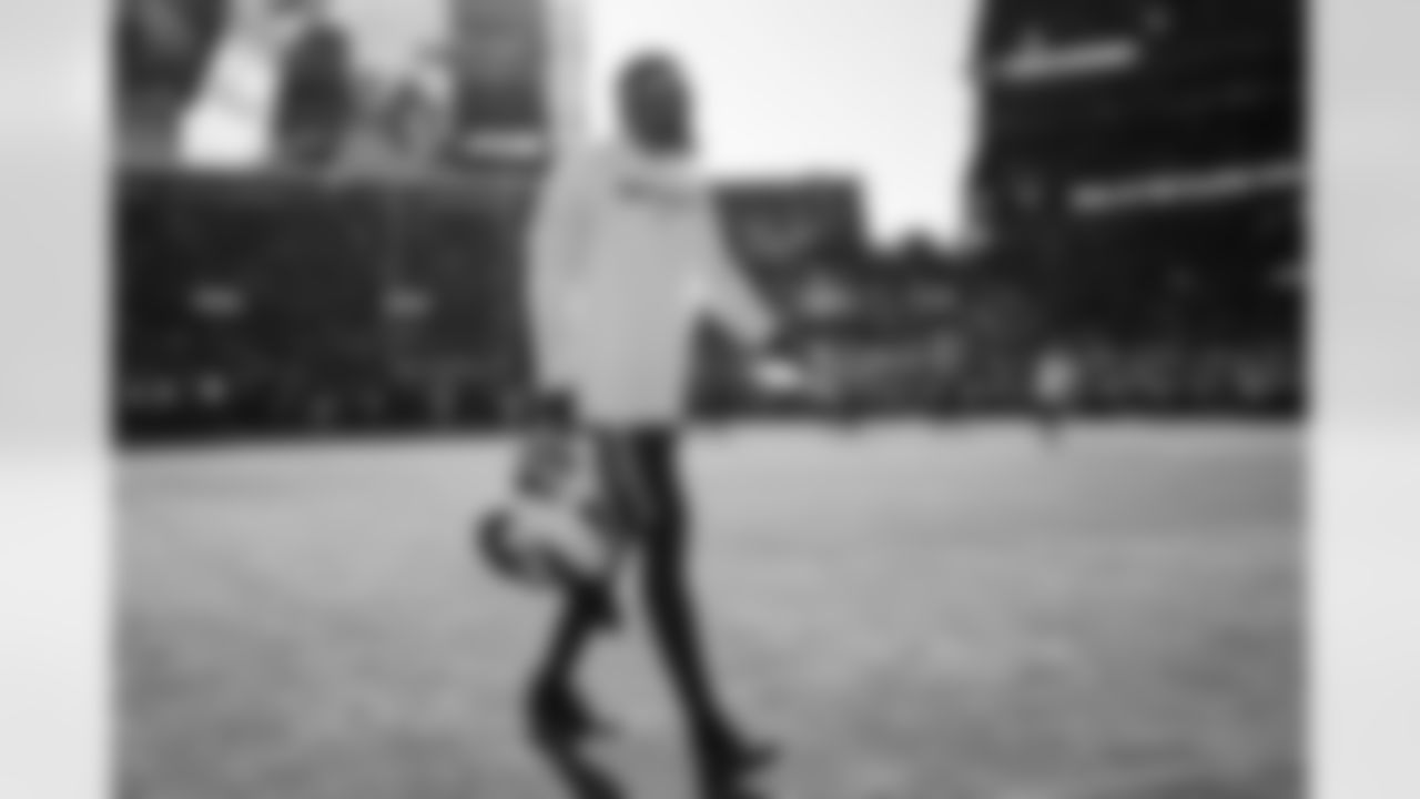 Buffalo Bills vs Denver Broncos, Divisional Game, January 17, 2026 at Empower Field at Mile High.