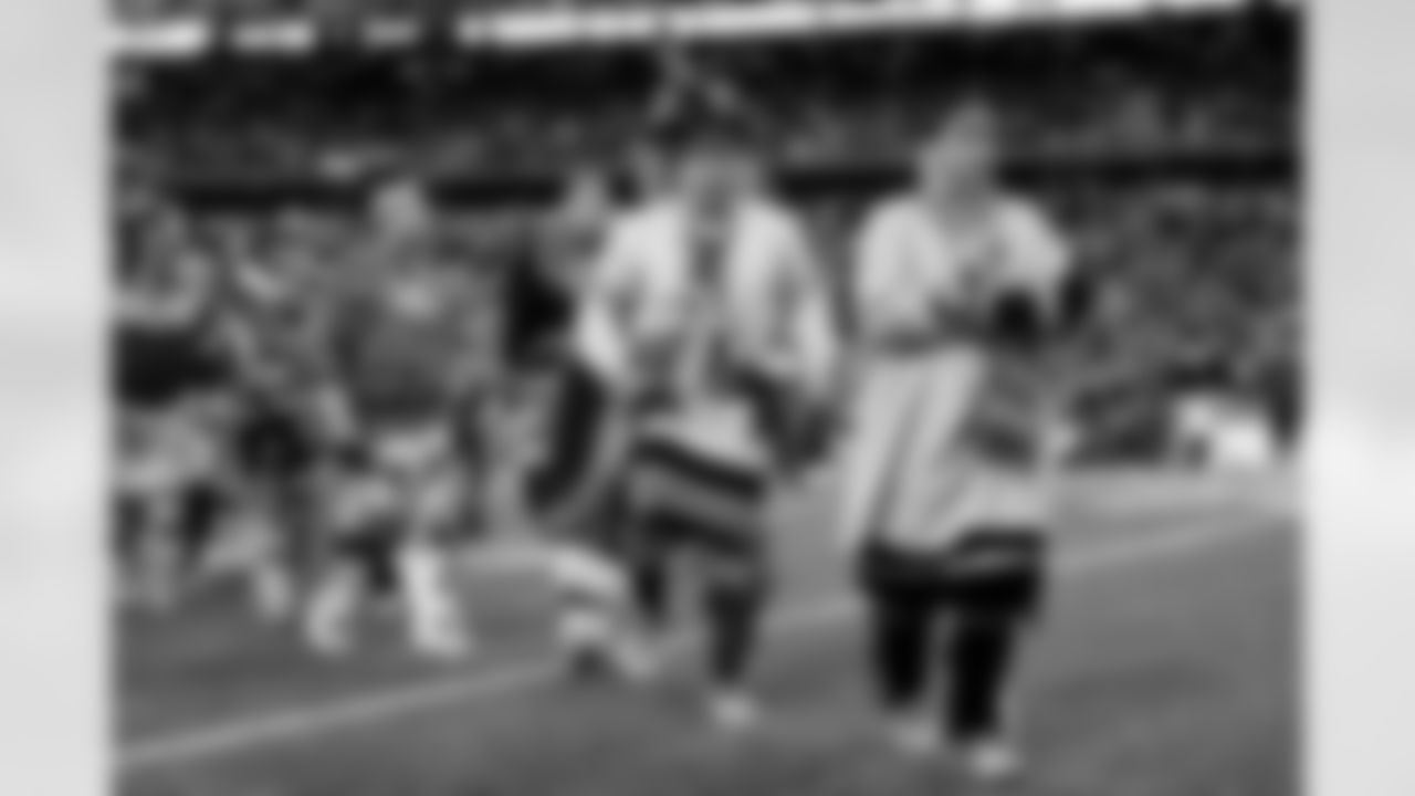 Buffalo Bills vs Tampa Bay Buccaneers, Regular Season, November 16, 2025 at Highmark Stadium.