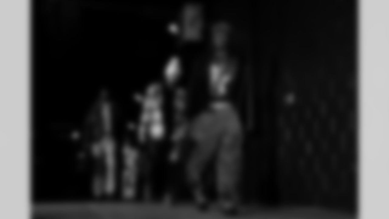 New England Patriots vs Buffalo Bills, Regular Season, December 14, 2025 at Gillette Stadium.