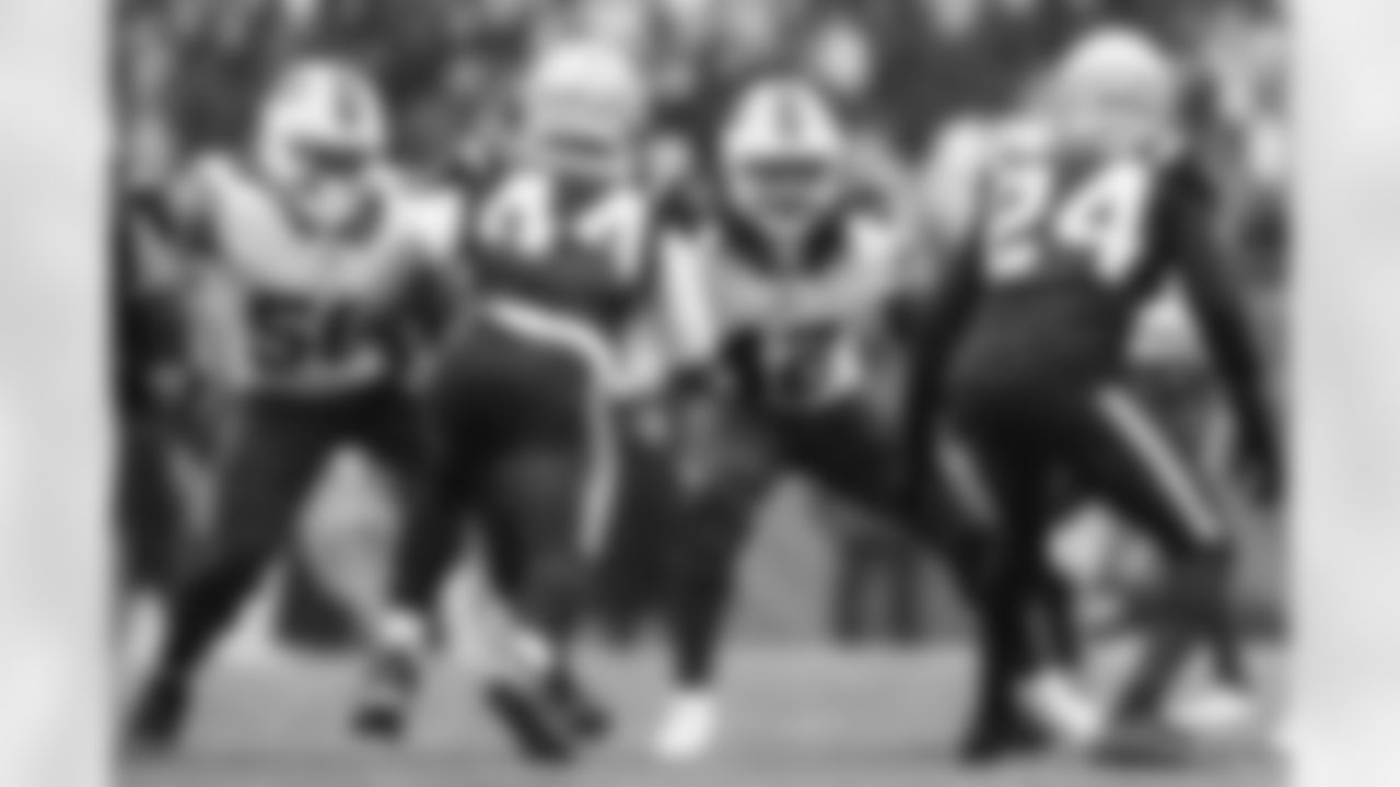 New England Patriots vs Buffalo Bills, Regular Season, December 14, 2025 at Gillette Stadium.