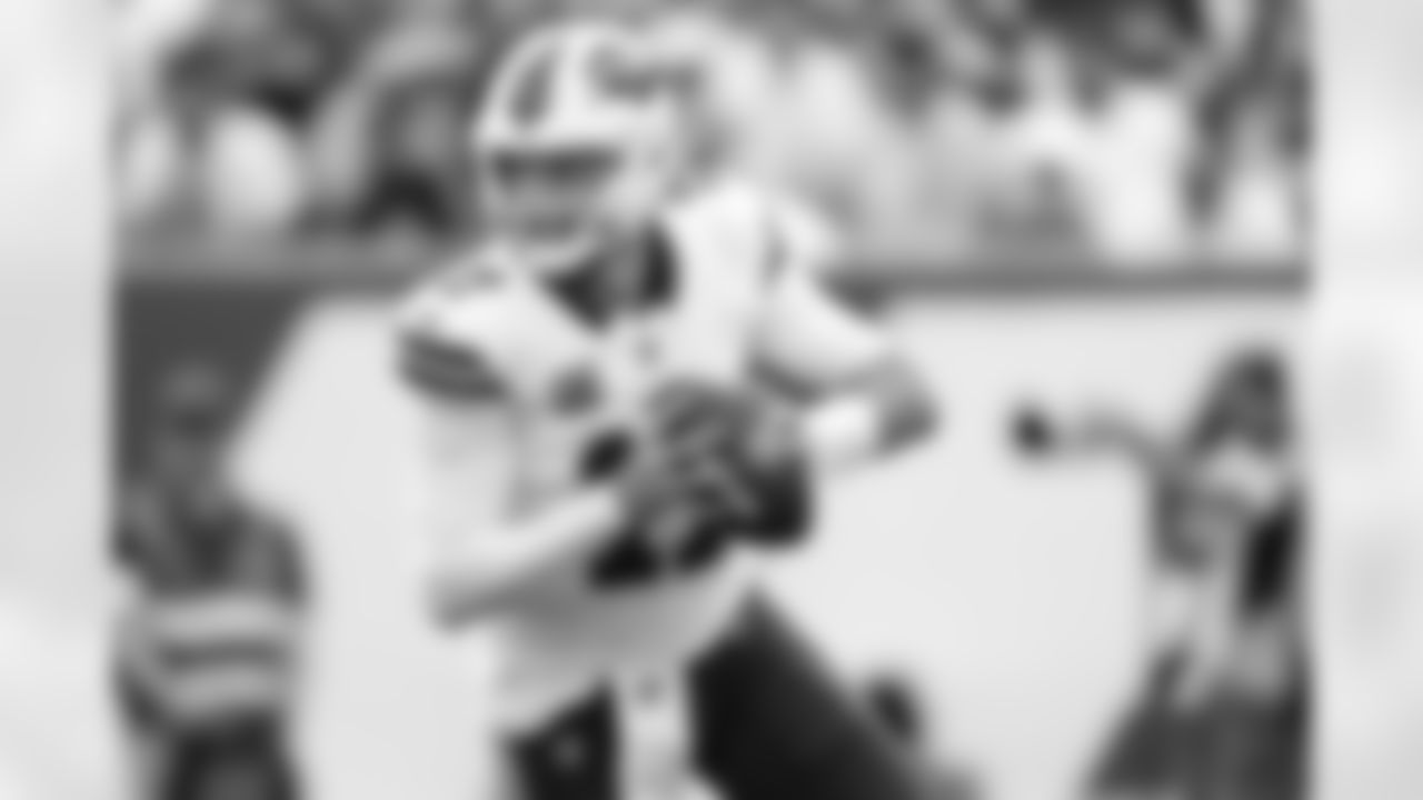 New York Jets vs Buffalo Bills, Regular Season, September 14, 2025 at Metlife Stadium.