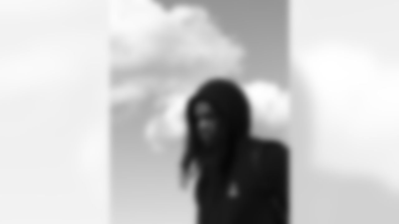 T.J. Sanders (98). Buffalo Bills arrive in Jacksonville, January 10, 2026.