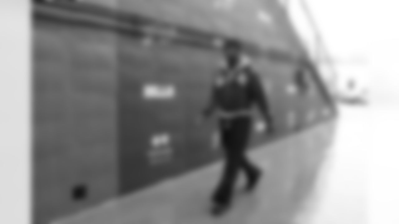 Buffalo Bills vs Philadelphia Eagles, Regular Season, December 28, 2025 at Highmark Stadium.