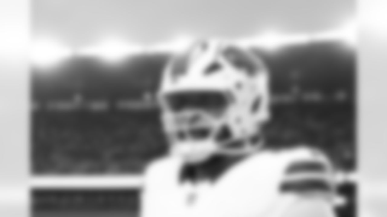 Pittsburgh Steelers vs Buffalo Bills, Regular Season, November 30, 2025 at Acrisure Stadium.