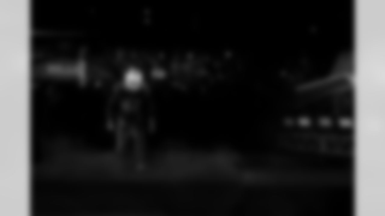 Dorian Williams (42). Buffalo Bills vs Miami Dolphins, Regular Season, September 18, 2025 at Highmark Stadium.