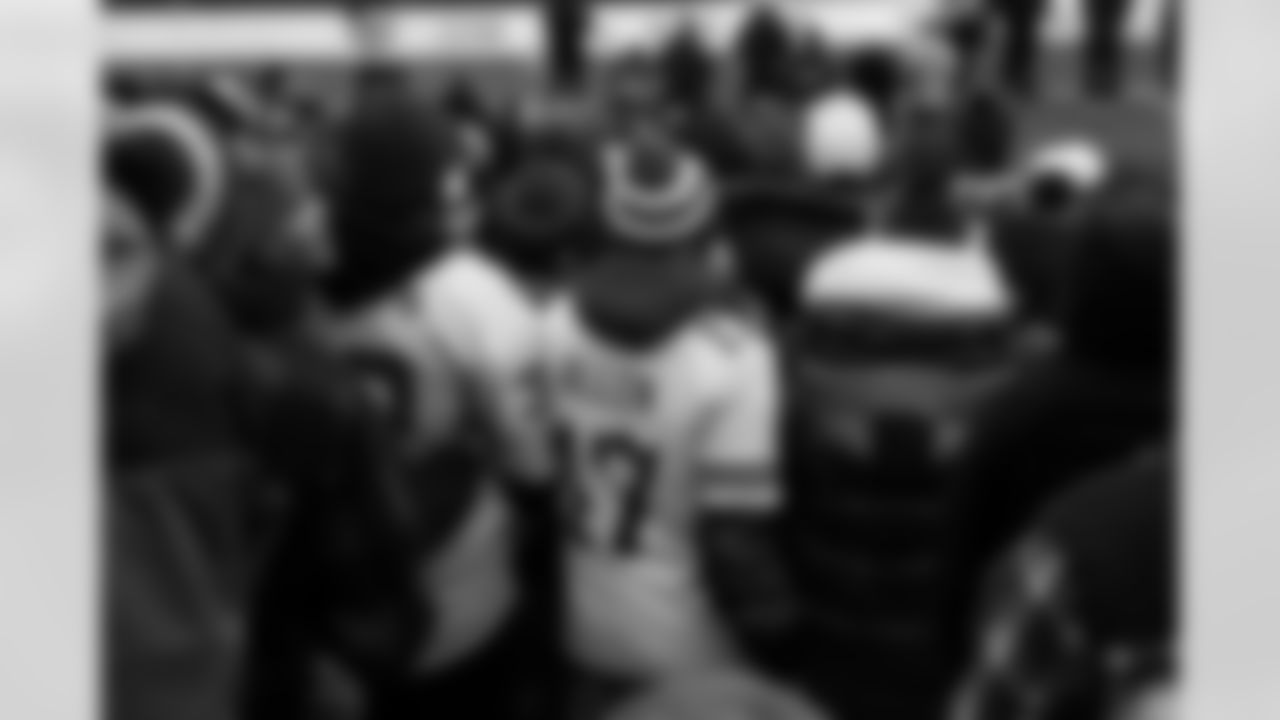 Buffalo Bills vs Tampa Bay Buccaneers, Regular Season, November 16, 2025 at Highmark Stadium.