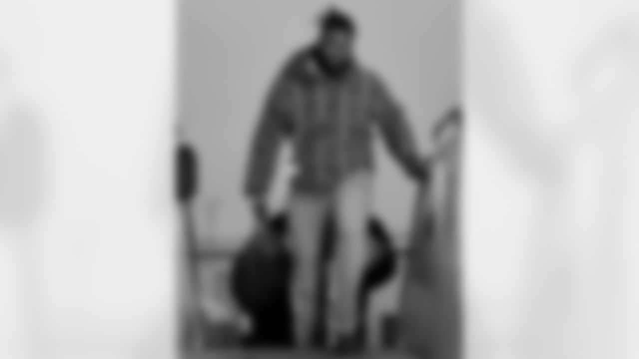 Jordan Phillips (52). Buffalo Bills travel to Foxborough, December 13, 2025 at Buffalo Niagara International Airport.