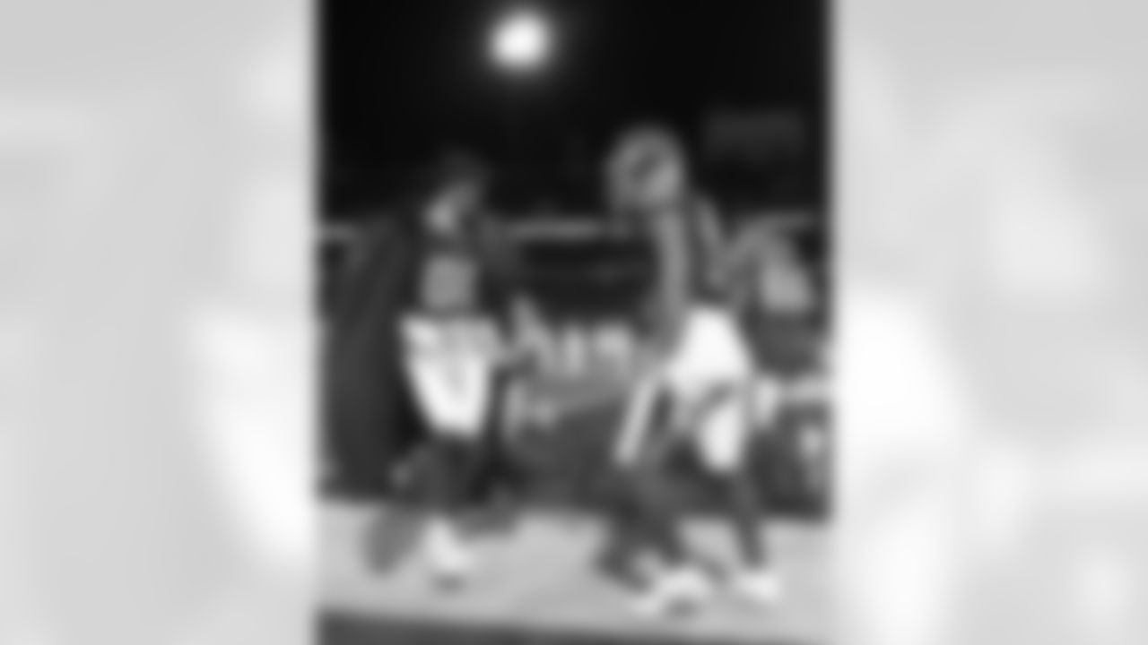 Buffalo Bills vs New York Jets, Regular Season, January 04, 2026 at Highmark Stadium.