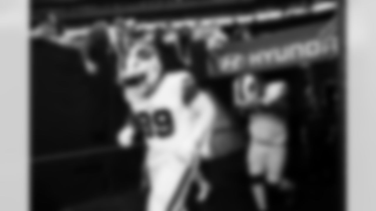 Houston Texans vs Buffalo Bills, Regular Season, November 20, 2025 at NRG Stadium.