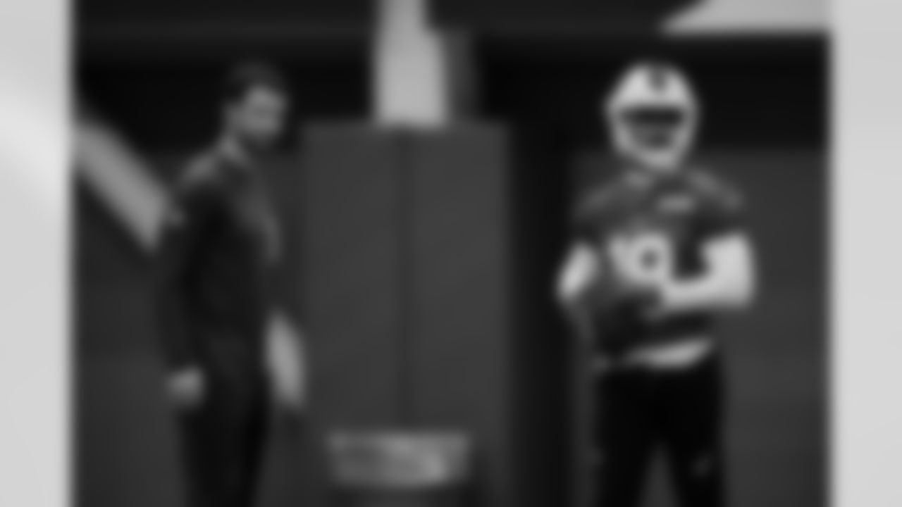 Brandin Cooks (18). Buffalo Bills Week 17 Practice, December 26, 2025 at Buffalo Bills Training Center.