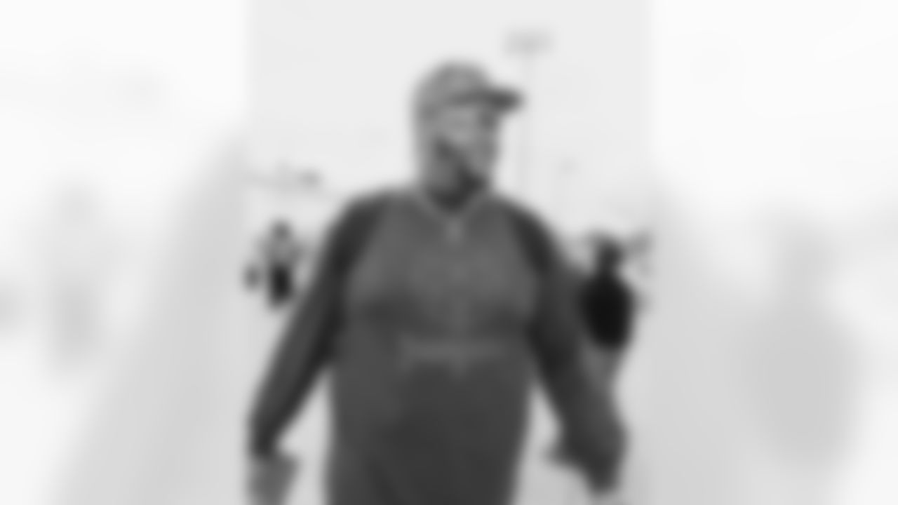 Dion Dawkins (73). Buffalo Bills Travel to Miami, November 08, 2025 at Buffalo Niagara International Airport.