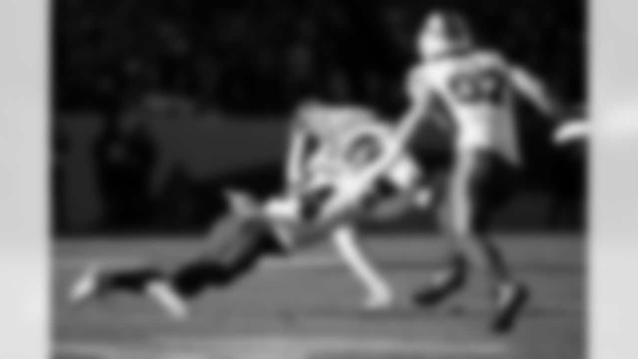 Buffalo Bills vs Denver Broncos, Divisional Game, January 17, 2026 at Empower Field at Mile High.