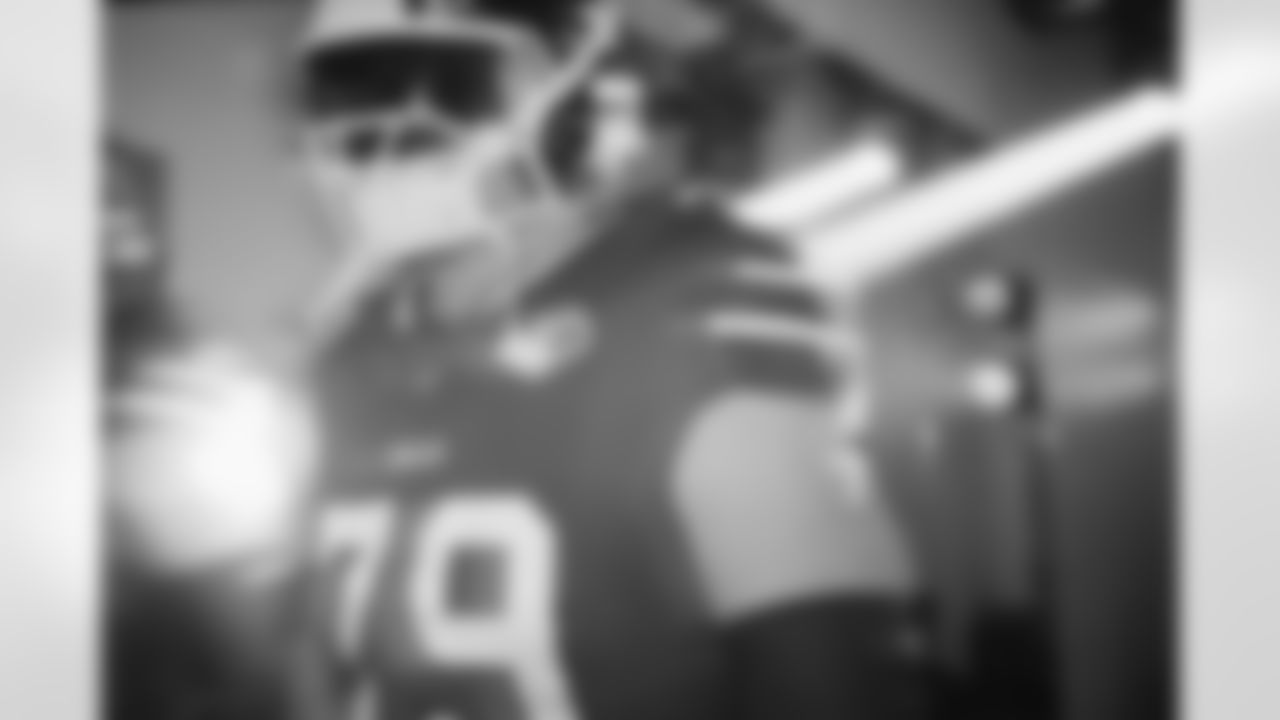 Buffalo Bills vs New York Jets, Regular Season, January 04, 2026 at Highmark Stadium.