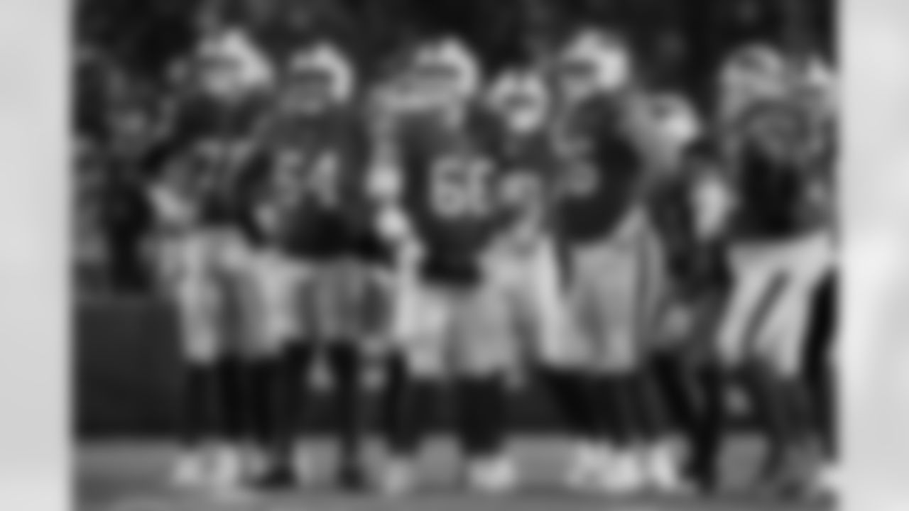 Buffalo Bills vs Philadelphia Eagles, Regular Season, December 28, 2025 at Highmark Stadium.