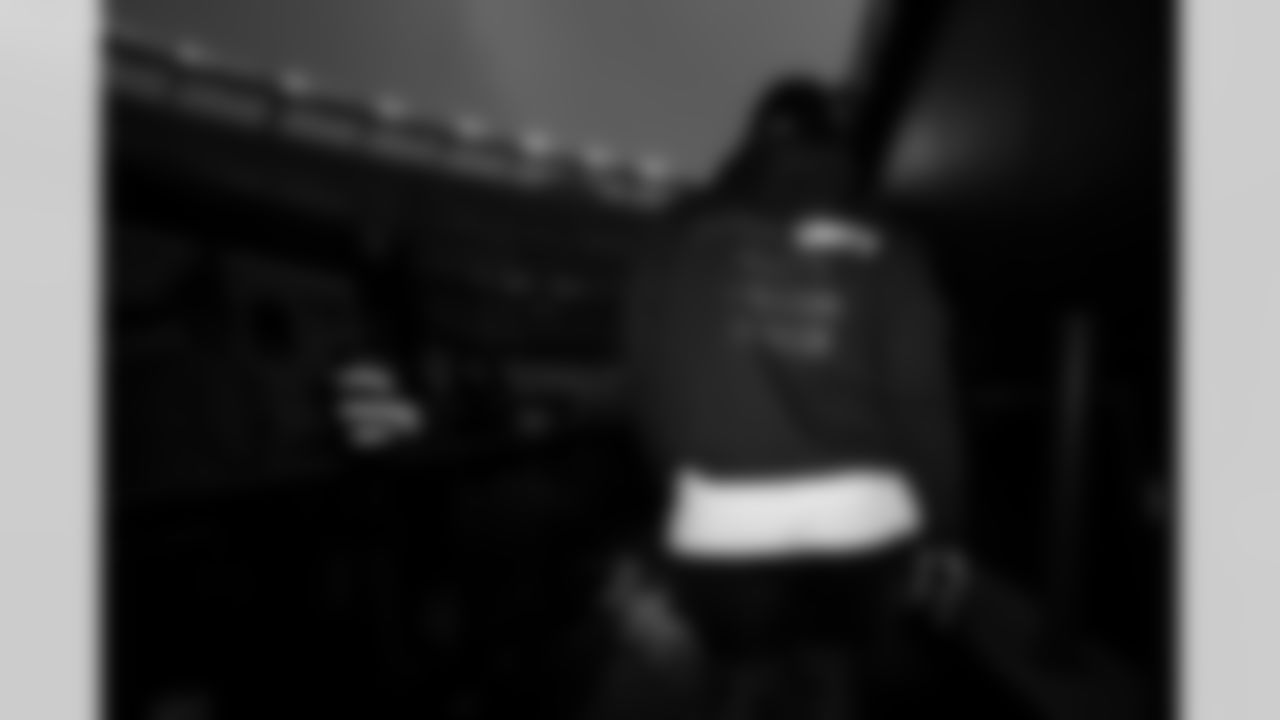 New England Patriots vs Buffalo Bills, Regular Season, December 14, 2025 at Gillette Stadium.