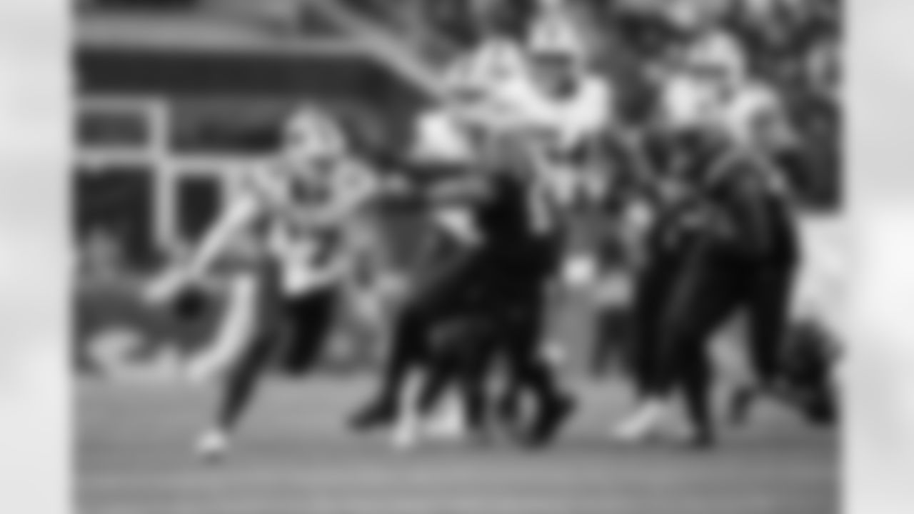 New England Patriots vs Buffalo Bills, Regular Season, December 14, 2025 at Gillette Stadium.