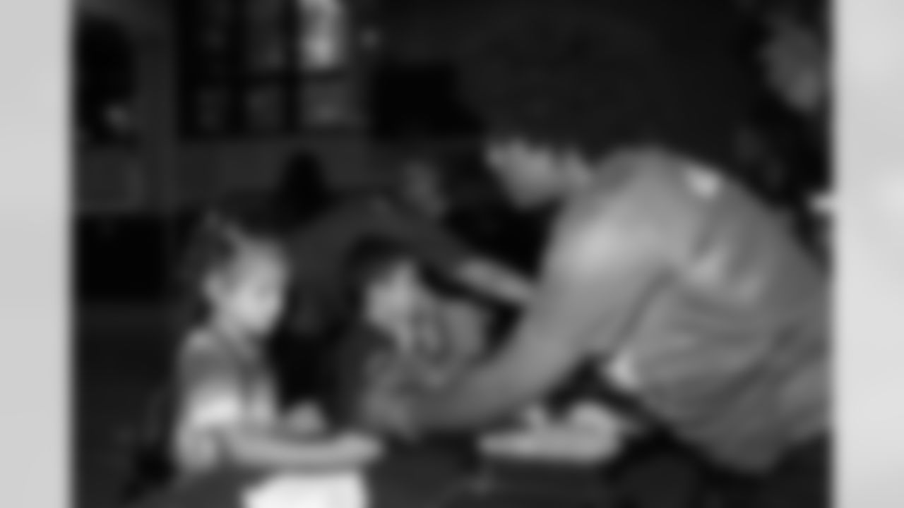 Huddle for Hunger Community Visit, October 16, 2025 at Arthur O. Eve, Buffalo Public School #61.