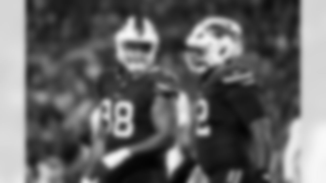 Buffalo Bills vs Miami Dolphins, Regular Season, September 18, 2025 at Highmark Stadium.