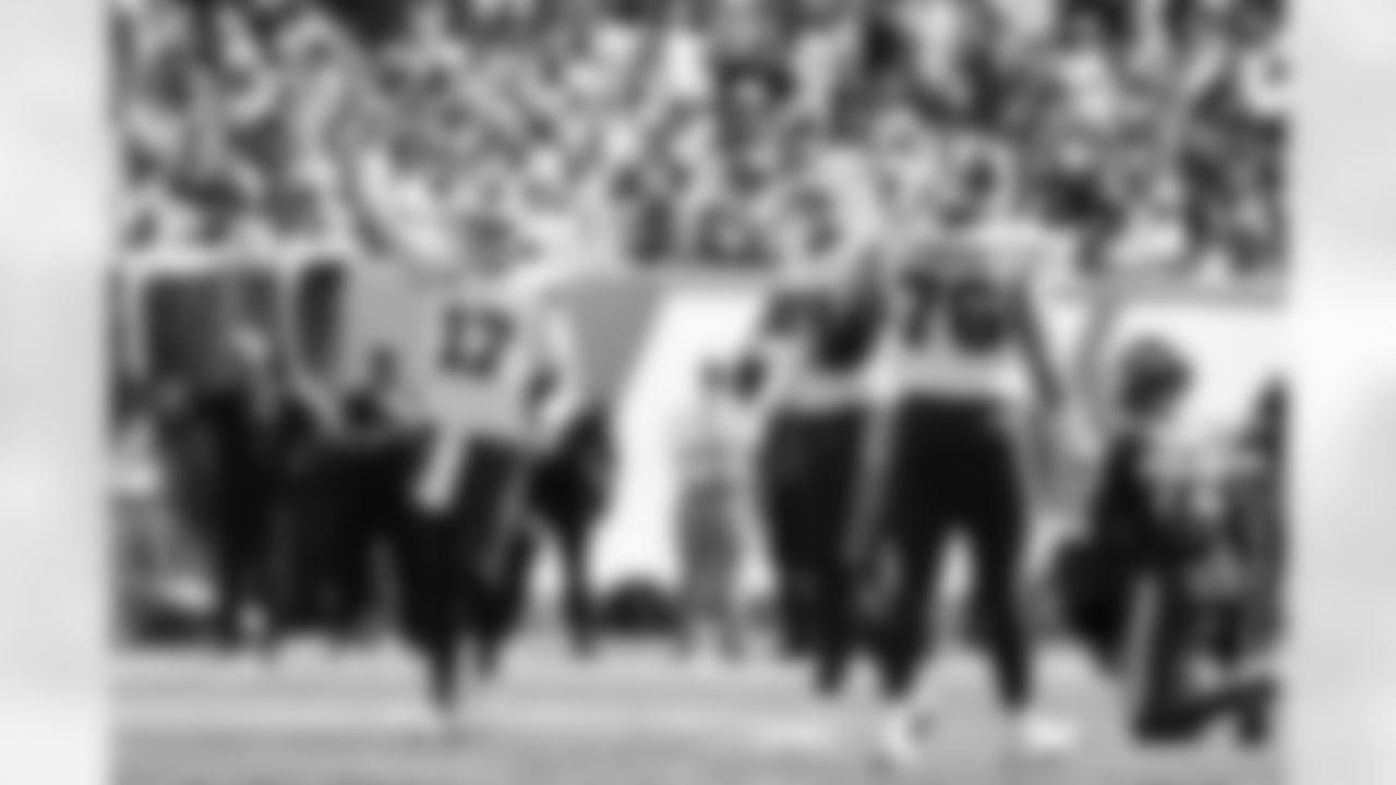 New York Jets vs Buffalo Bills, Regular Season, September 14, 2025 at Metlife Stadium.