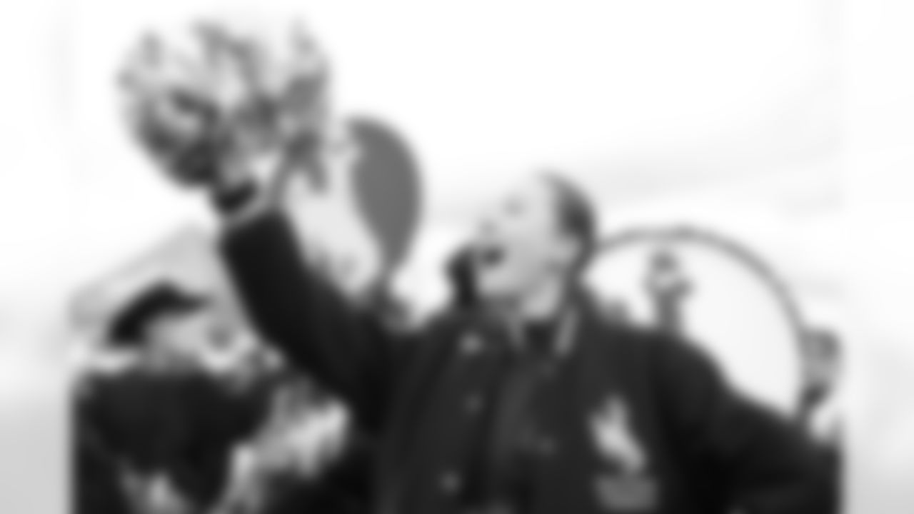 Buffalo Bills vs Tampa Bay Buccaneers, Regular Season, November 16, 2025 at Highmark Stadium.