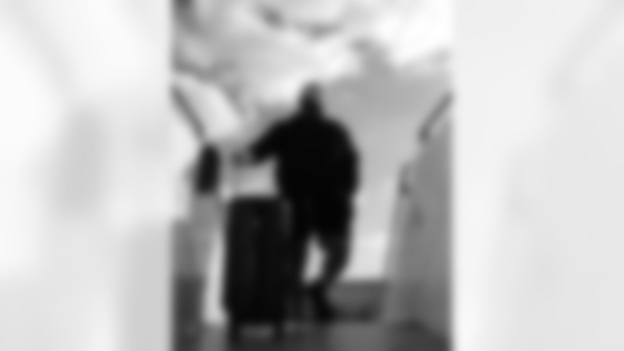 O'Cyrus Torrence (64). Buffalo Bills Travel to Houston, November 19, 2025 at Buffalo Niagara International Airport.