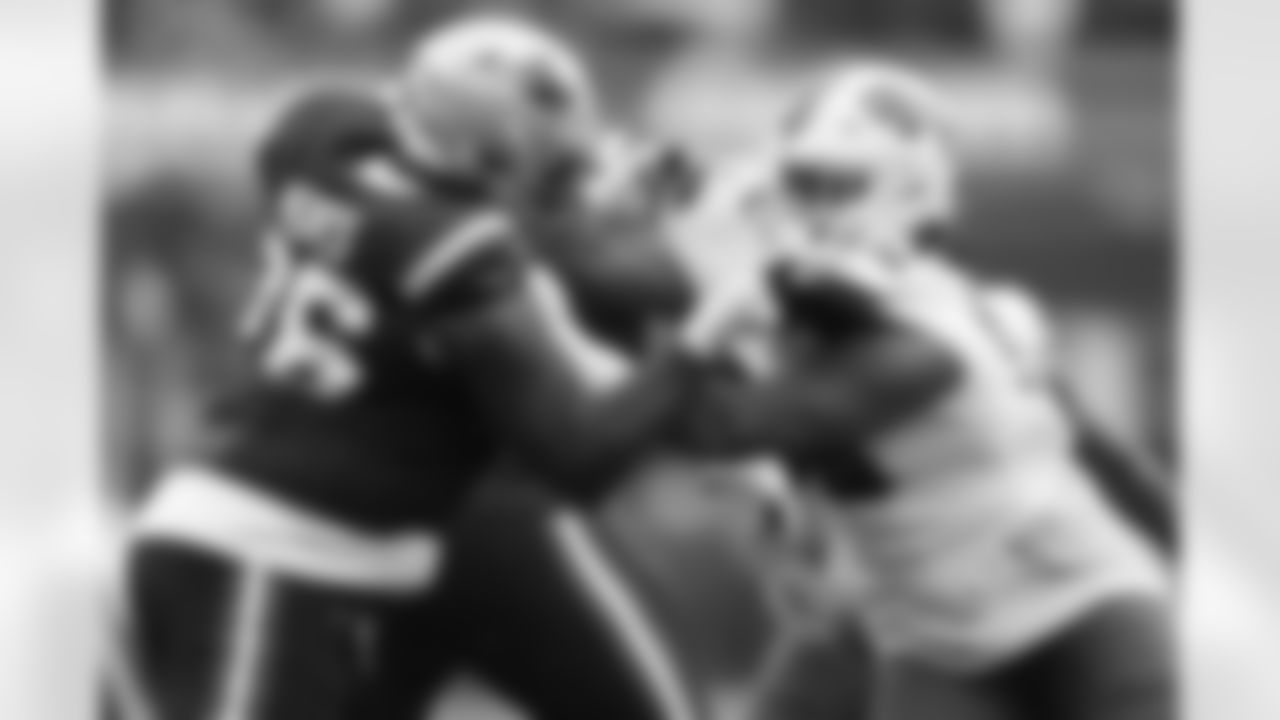 New England Patriots vs Buffalo Bills, Regular Season, December 14, 2025 at Gillette Stadium.