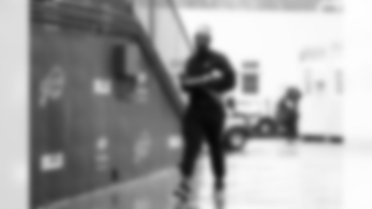 Buffalo Bills vs Philadelphia Eagles, Regular Season, December 28, 2025 at Highmark Stadium.