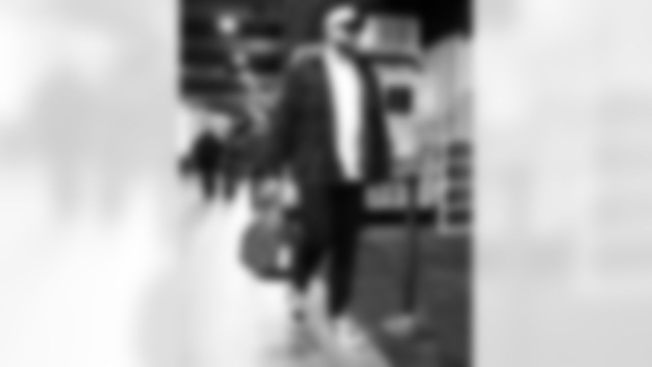 Buffalo Bills vs Denver Broncos, Divisional Game, January 17, 2026 at Empower Field at Mile High.