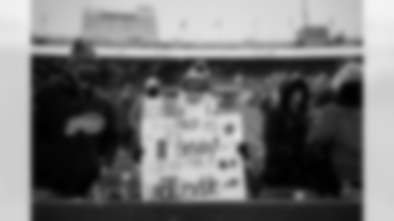 Buffalo Bills vs Cincinnati Bengals, Regular Season, December 07, 2025 at Highmark Stadium.