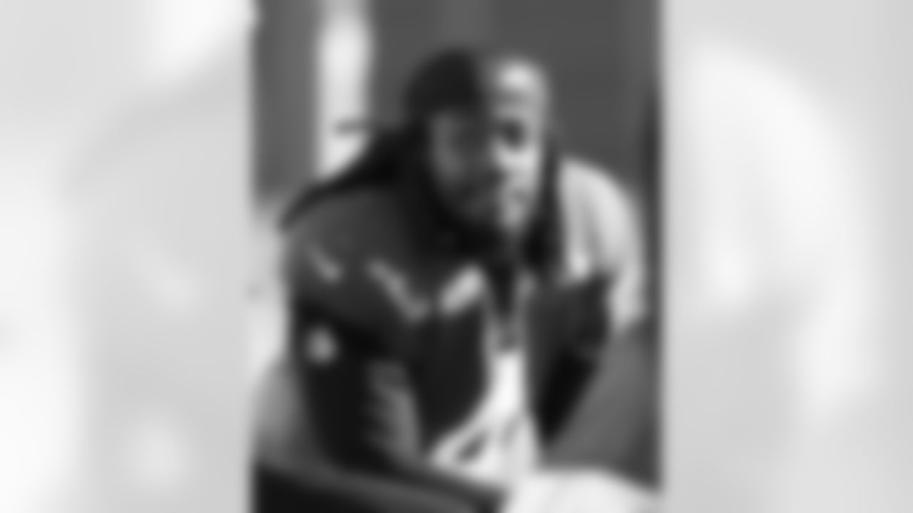 James Cook (4). Buffalo Bills Week 9 Practice, October 29, 2025 at the Buffalo Bills Training Center.